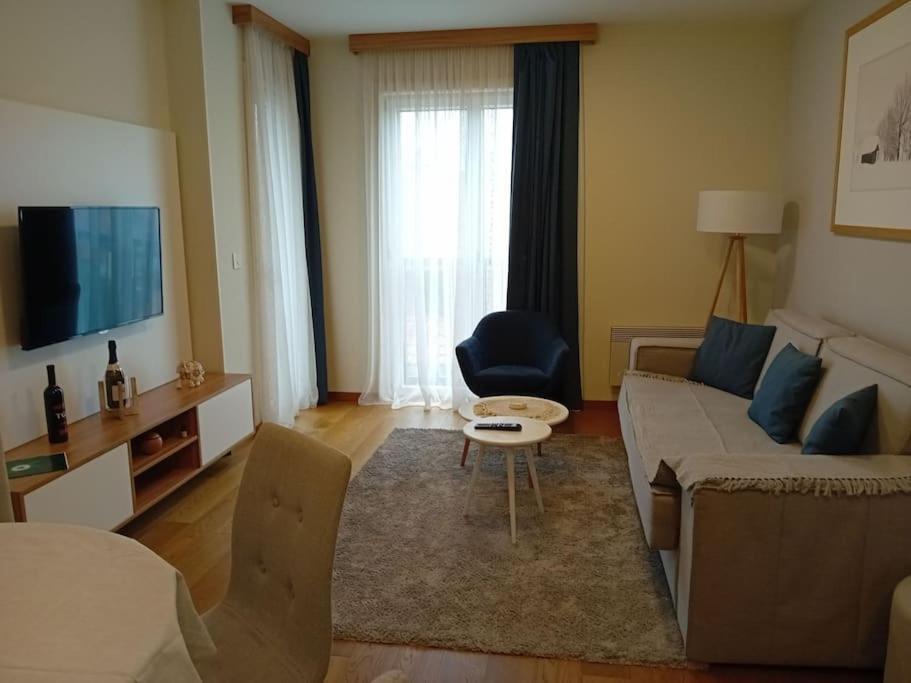 Apartment Zvoncica *